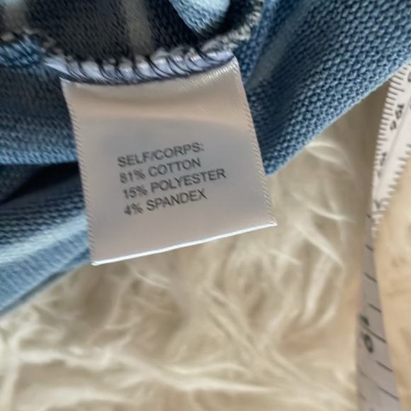 Jane and Delancey Blue White Striped Short Sleeve top Size M PTP 20” length 25 “ - Picture 6 of 7